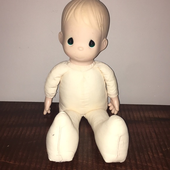 Precious Moments Doll - Picture 1 of 5